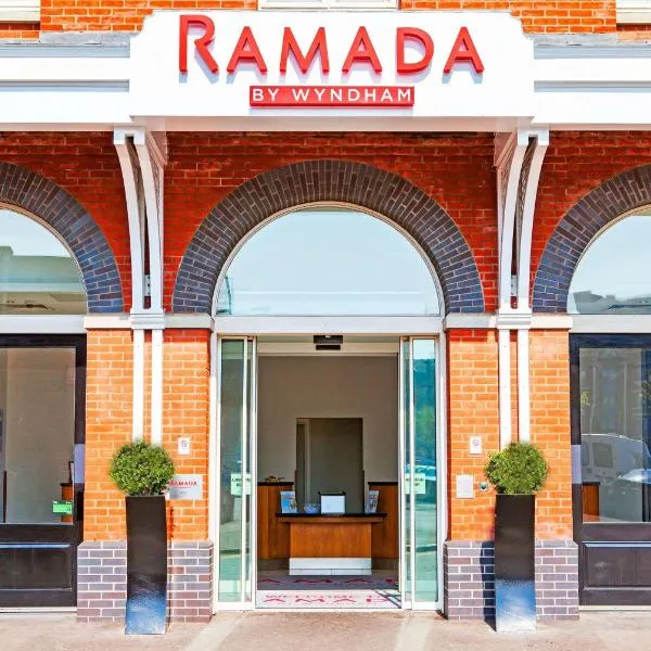Ramada by Wyndham Belfast，位于Carnmoney的酒店