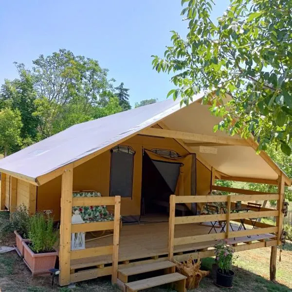 Resort Orizzonti Glamping，位于圣埃尔皮迪奥阿马雷的酒店