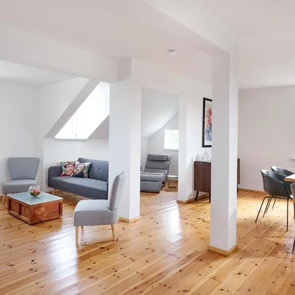 Ferienwohnung im Leipziger Neuseenland，位于Böhlen的酒店