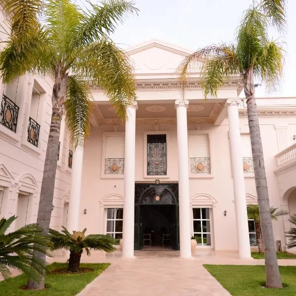THE WHITE PALACE Rabat，位于特马拉的酒店