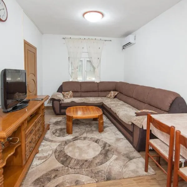 Apartment Tanja，位于Mrčevac的酒店