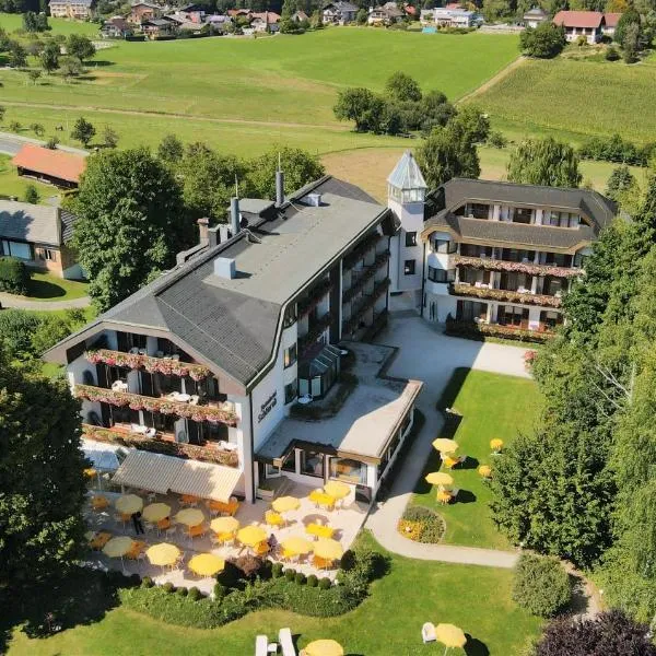 施翁鲁酒店，位于Sankt Niklas an der Drau的酒店