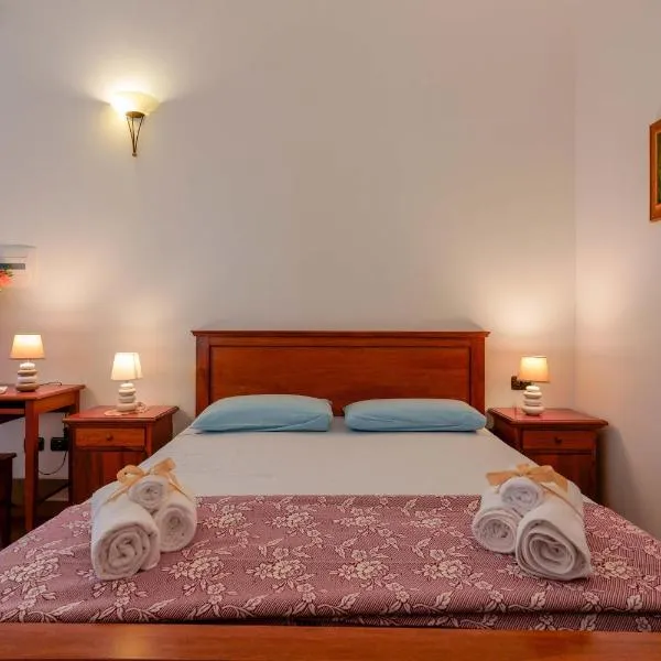 Bed and Breakfast Cairoli Exclusive Room，位于圣皮耶特罗韦尔诺蒂科的酒店