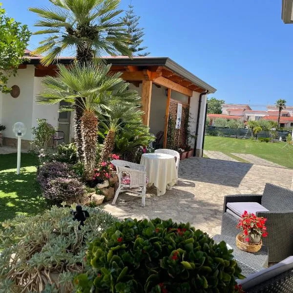 Villa Cecilia Bed and Breakfast，位于Cellole的酒店