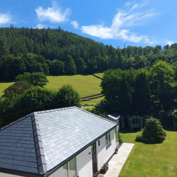 Glenwood luxury Cottage Betws-y-coed，位于贝图瑟科伊德的酒店
