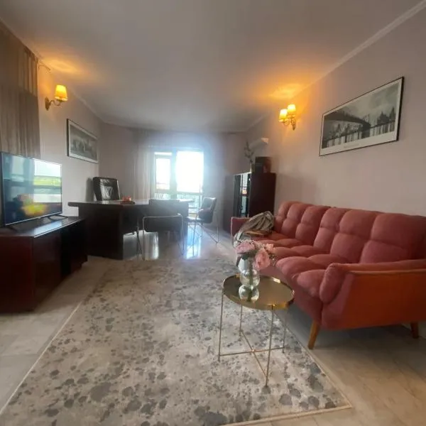 Victoriei Deluxe Suites，位于布加勒斯特的酒店