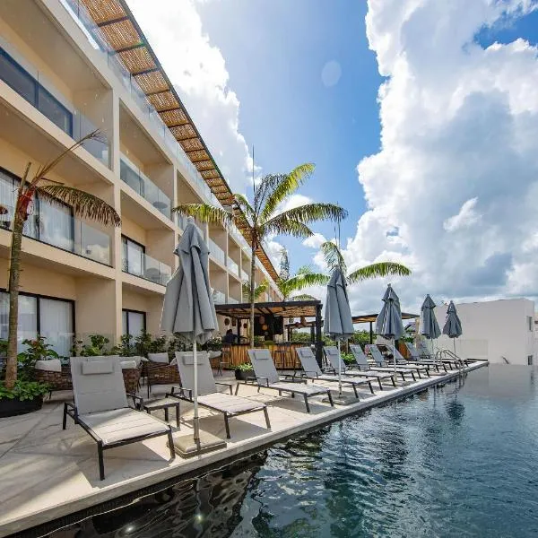 Hive Cancun by G Hotels，位于坎昆的酒店