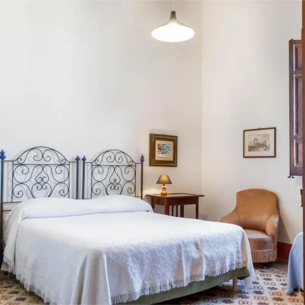 西西里岛老房子 - 巴格里奥斯帕诺乡村民宿，位于彼得罗西诺的酒店