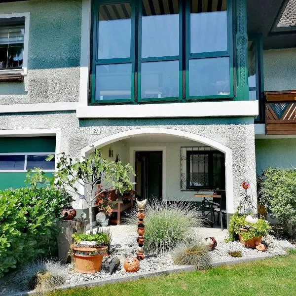 Apartment in Oed-Öhling near Danube River，位于Mauer bei Amstetten的酒店