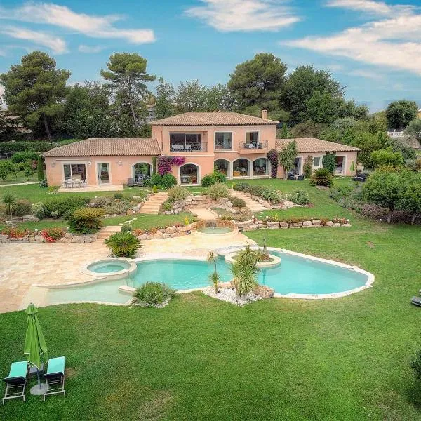 "AU HAVRE DE PAIX" 5 étoiles Prestige jacuzzi, hammam, sauna, PISCINE chauffée Mougins Cannes Grasse，位于穆然的酒店