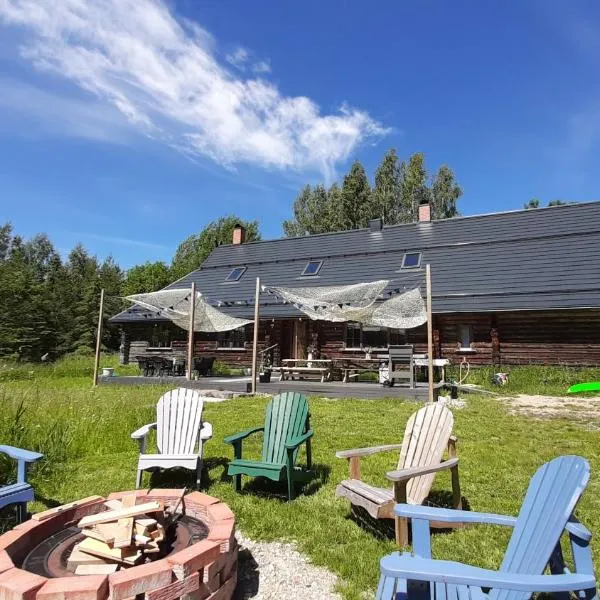 Raistiko Talu- Farmhouse, off-grid cabin and more，位于Kanaküla的酒店