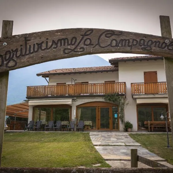 Agriturismo la campagnola，位于Villa di Chiavenna的酒店