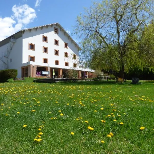 Hôtel Logis La Crémaillère，位于Saint-Jacques-en-Valgodemard的酒店