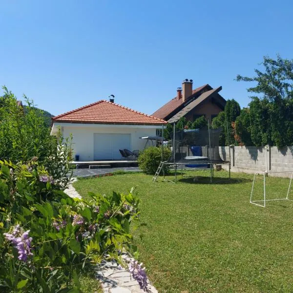 Little Aria，位于Ripač的酒店