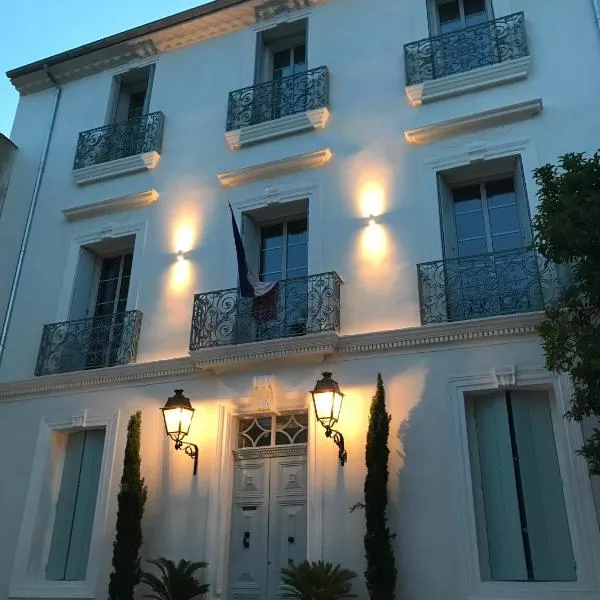 LAZARE Maison de Maître , appartements de standing avec parking privatif à seulement 7 minutes à pied du centre historique de Béziers，位于贝济耶的酒店