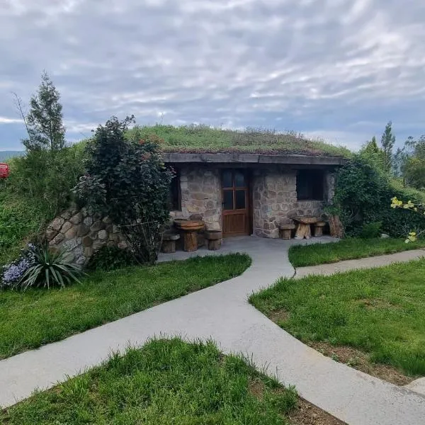 Hobbit house -Ždrelo，位于兹德罗的酒店