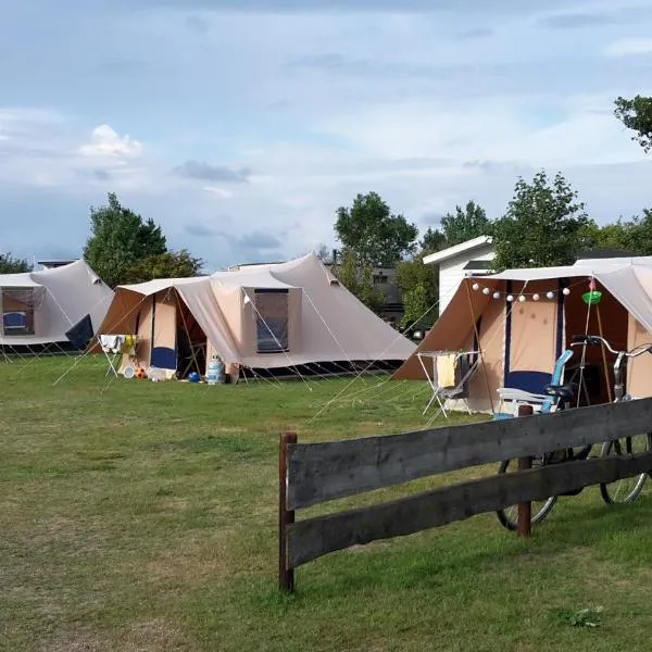 Ameland tentenverhuur ATV，位于巴勒姆的酒店