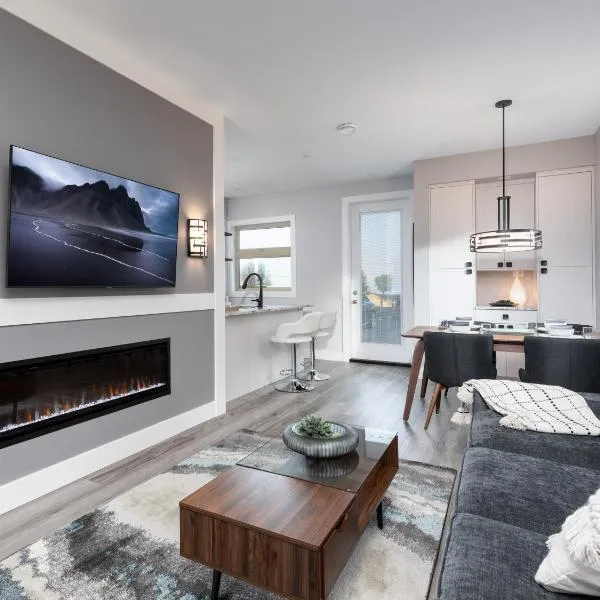 Beautiful 2 bedroom town home in Sunrise Ridge，位于帕克斯维尔的酒店