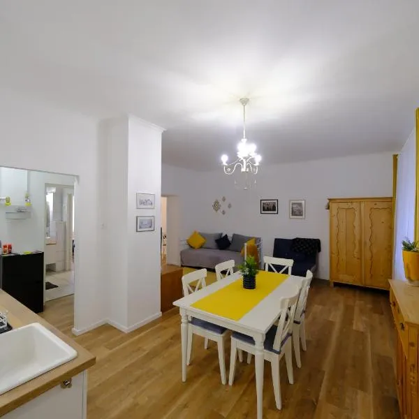 PéterPál apartman，位于佩奇的酒店