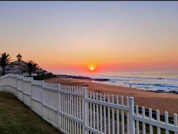 Ballito Shores Simbalina " Family oriented "，位于巴利托的酒店