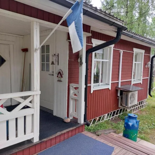 Ilmastoitu kesämökki Askolassa lähellä Porvoota，位于Askola的酒店