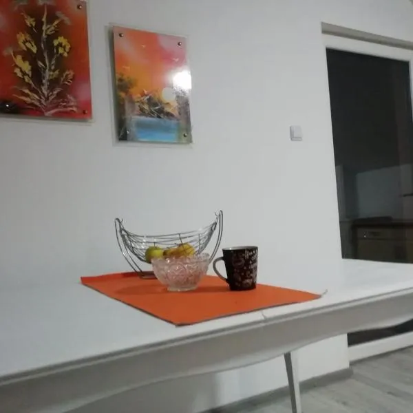 Apartman Salus，位于Lukavac的酒店