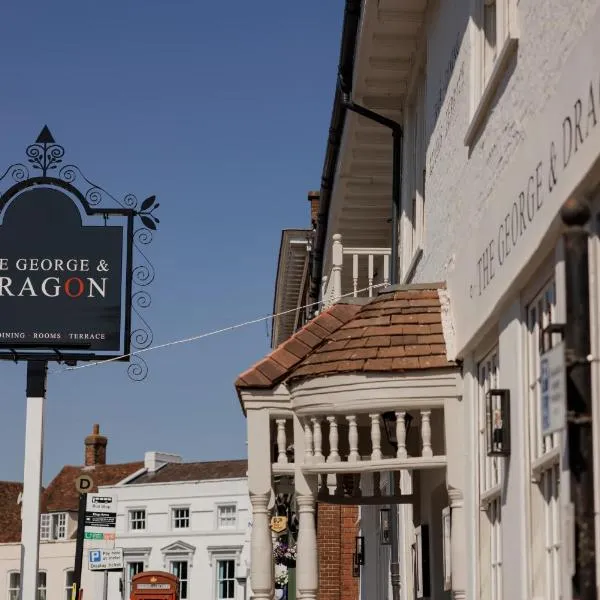 The George & Dragon，位于Ide Hill的酒店
