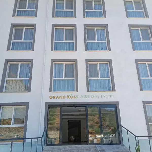 GRAND KÖSE AİRPORT HOTEL，位于Gökbel的酒店