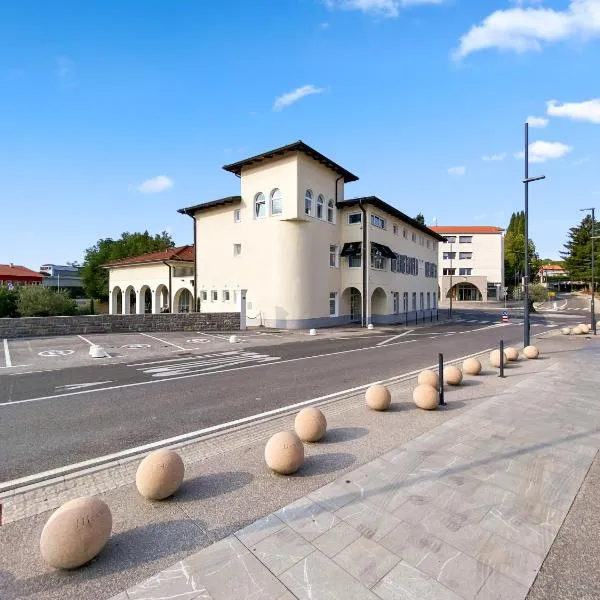 TOSCANINA Garni Hotel，位于多博沃的酒店