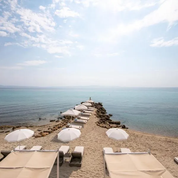 White Suites Resort- Adults Only Hotel，位于阿菲托斯的酒店