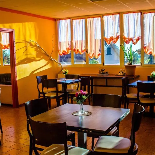 费里拉吉奥迪索乐住宿加早餐旅馆，位于切里亚莱的酒店
