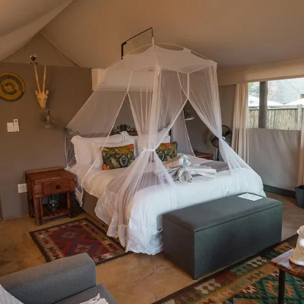 Umkumbe Bush Lodge - Luxury Tented Camp，位于Sabi Sand Game Reserve的酒店