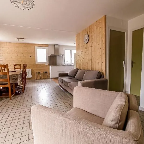 Gite 6 personnes avec terrasse，位于热德尔的酒店