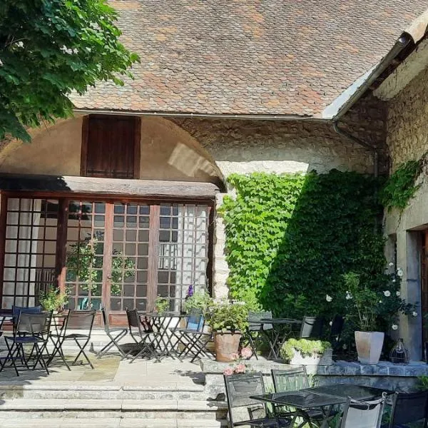 Le Gîte des Vagabonds，位于Bénévise的酒店