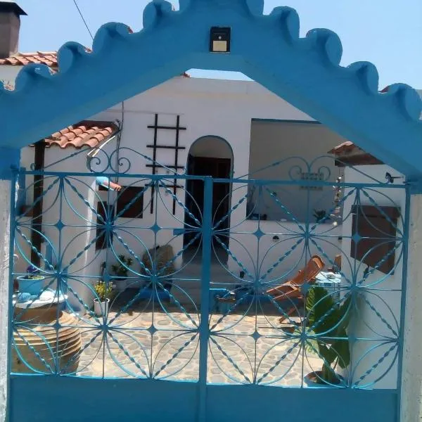 Island house in Elika - Marathias，位于Elíka的酒店