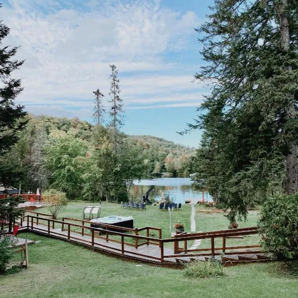 Hôtel du Lac Lenore，位于圣阿黛拉的酒店