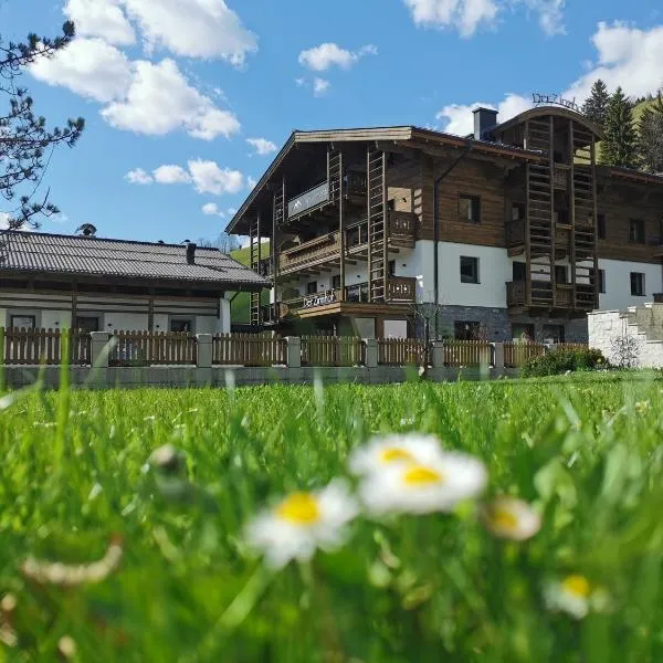 Der Zirmhof in Saalbach - Joker Card included in summer，位于萨尔巴赫的酒店