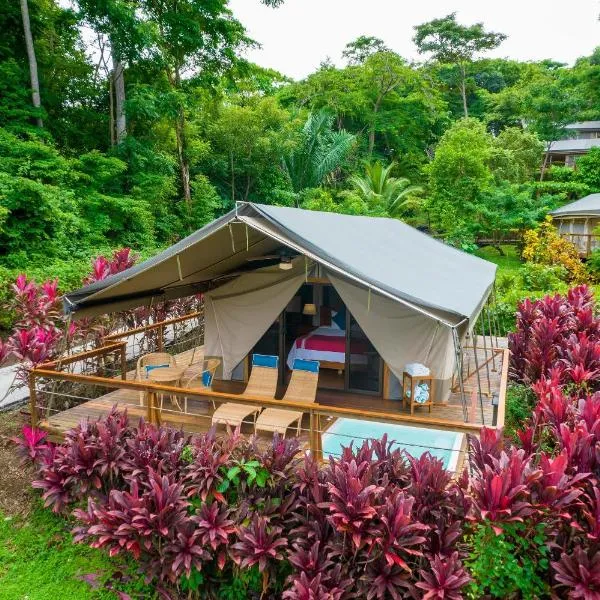 Isla Chiquita Glamping Hotel，位于Montaña Grande的酒店