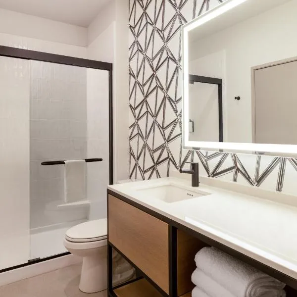 Atwell Suites - DENVER AIRPORT TOWER ROAD by IHG，位于丹佛的酒店
