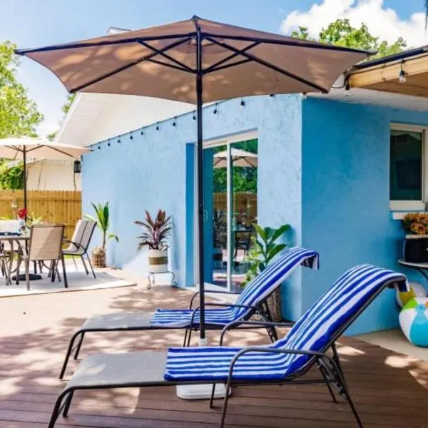 Blue vacation house，位于Manasota Beach的酒店