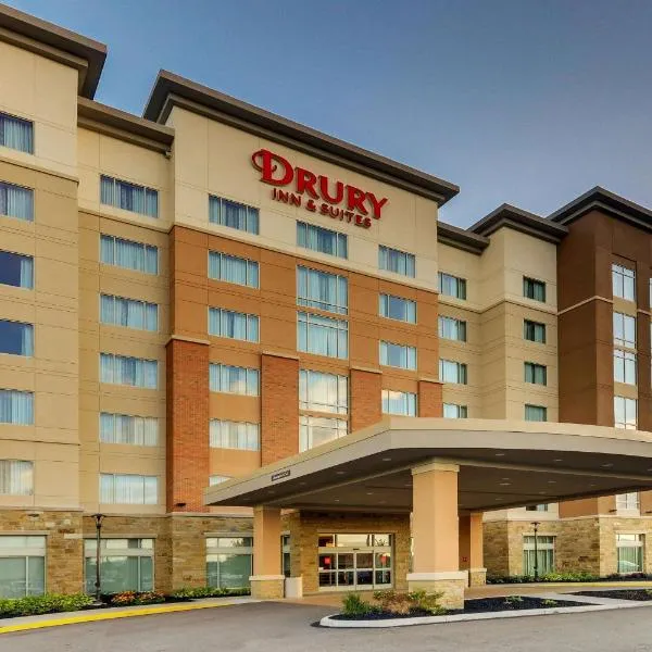 Drury Inn & Suites Cleveland Beachwood，位于奥克伍德的酒店