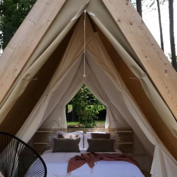 Amaraxe Ecoglamping，位于Miñortos的酒店