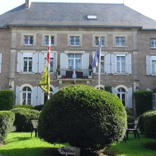 Hotel Le Clos du Montvinage，位于Étréaupont的酒店