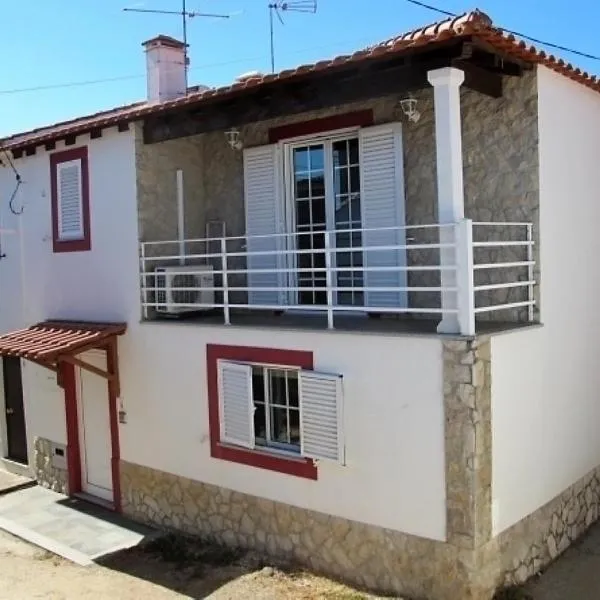 Zen Guest House em Leiria，位于Madeirã的酒店