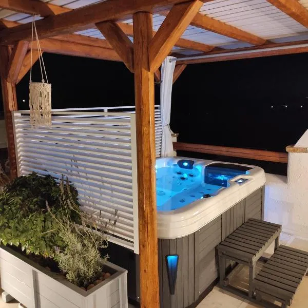 Kontoudi's House，位于Áno Sangríon的酒店