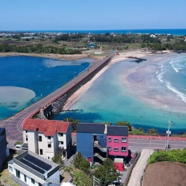 Jeju Gaviota Pension，位于Haengwŏl-li的酒店