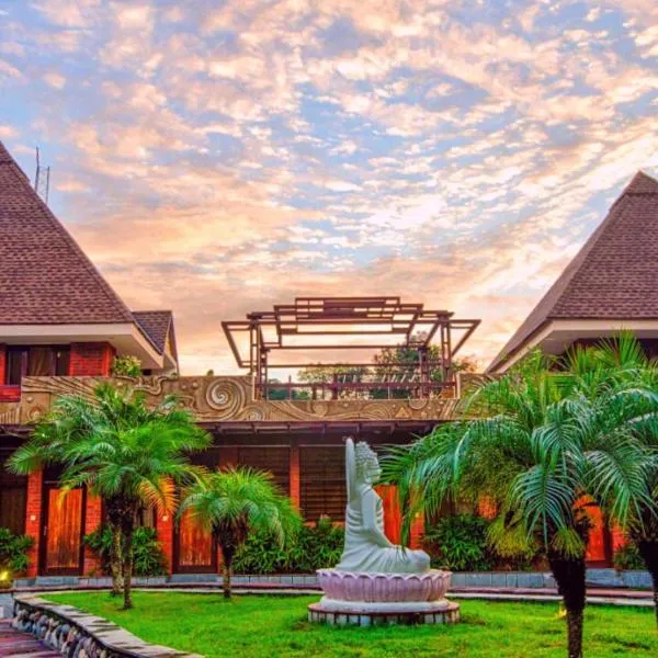 ShriGo Pyramid Home Divine - A Wellness Resort，位于Chūharpur的酒店