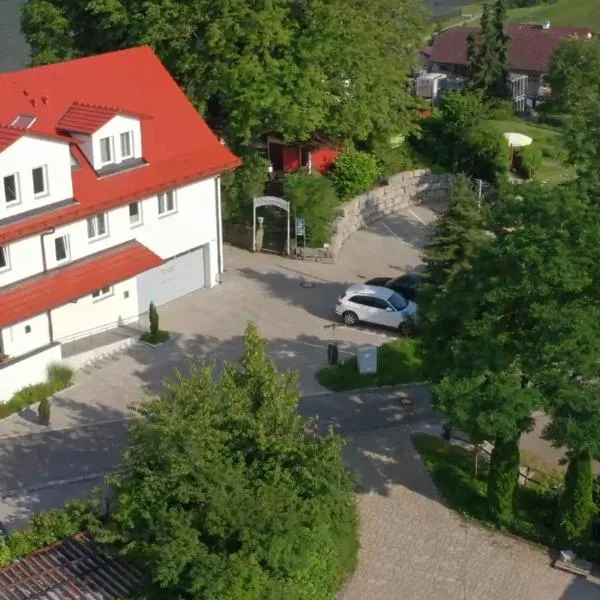 Gasthof Krone Hotel & Restaurant，位于腓特烈港的酒店