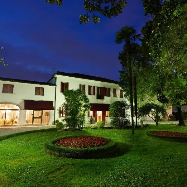 Hotel Villa Patriarca，位于Caltana的酒店