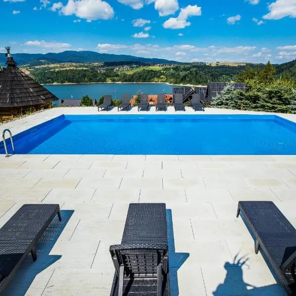 Mergen Bike & Ski Resort，位于涅兹卡城堡的酒店